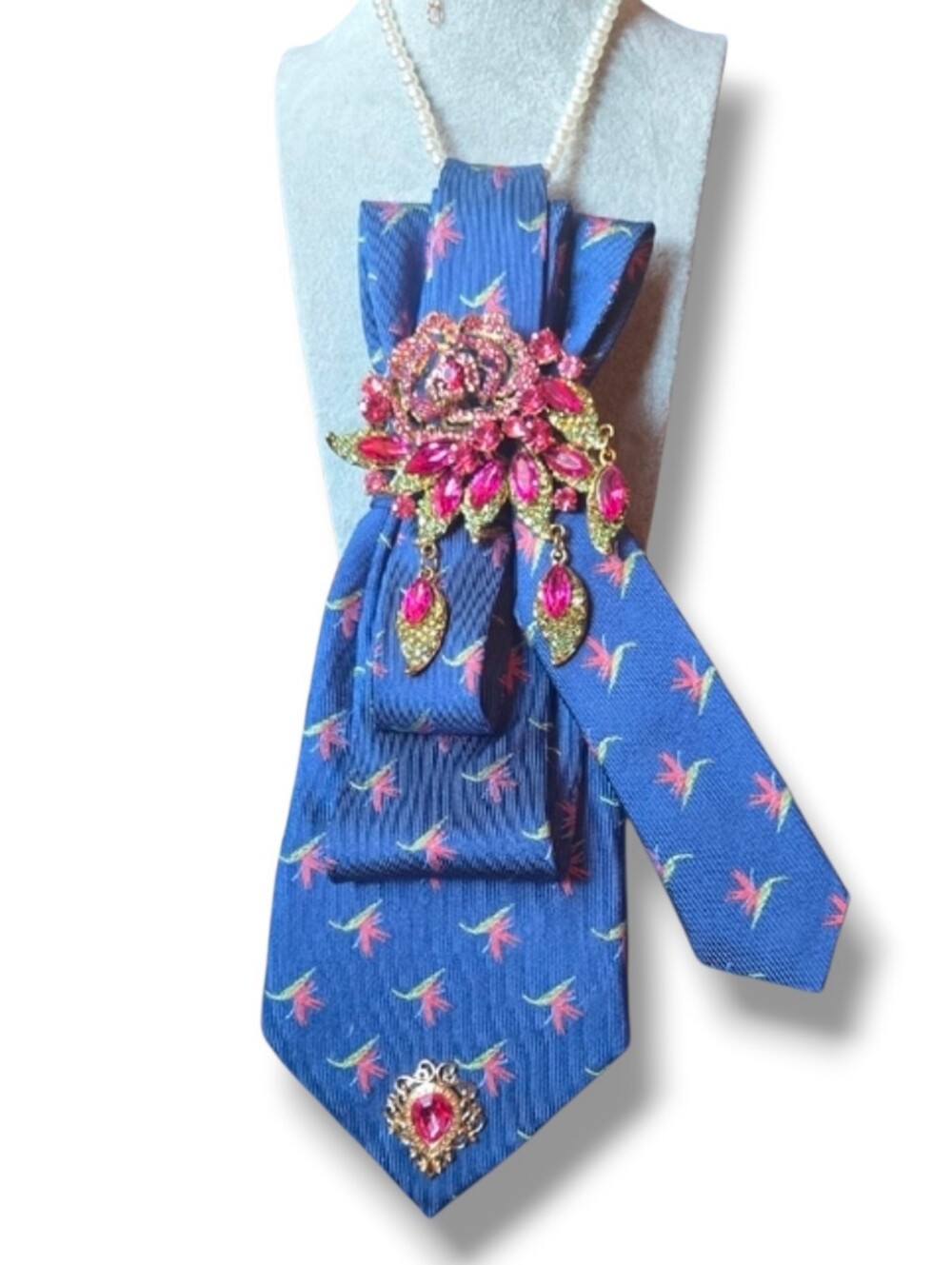 3/$60 Blue Bird Of Paradise Print Cravat with Floral Pink Gem Brooch